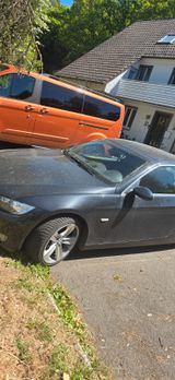 BMW 335i Cabrio - - BMW 335 aus 2009: Cabrio, 335i