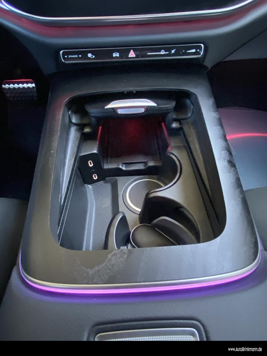 Mercedes-Benz E 220 d T AMG-LINE/AHK/DISTRONIC/LED/KAMERA/TOTW