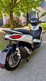 Piaggio Beverly 400 HPE - absolut neuwertig! - PIAGGIO BEVERLY