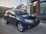 Toyota RAV 4 Executive Nur 107 TKM-LEDER-AHK-KEYLESS-DP - schwarze Toyota RAV 4