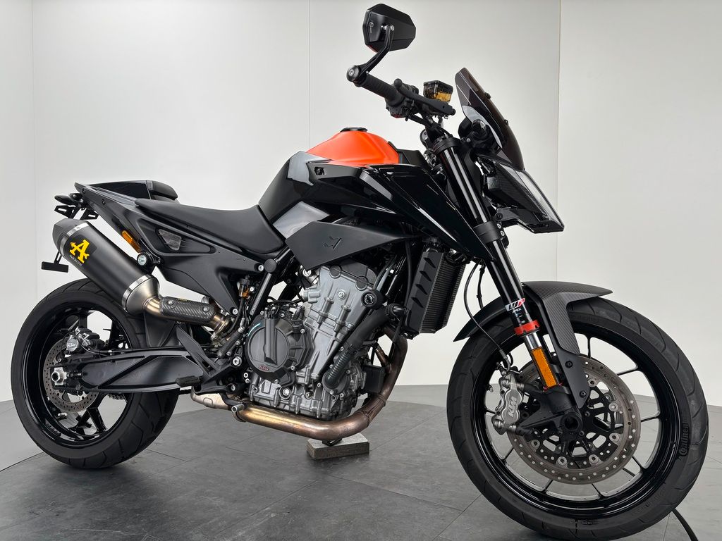 Fahrzeugabbildung KTM 890 DUKE *TOP-ZUSTAND *1. HAND *ARROW
