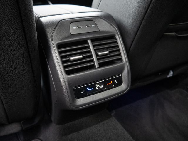 Superb Combi TDI 2.0 TDI 110kW L&K MATRIX-LED