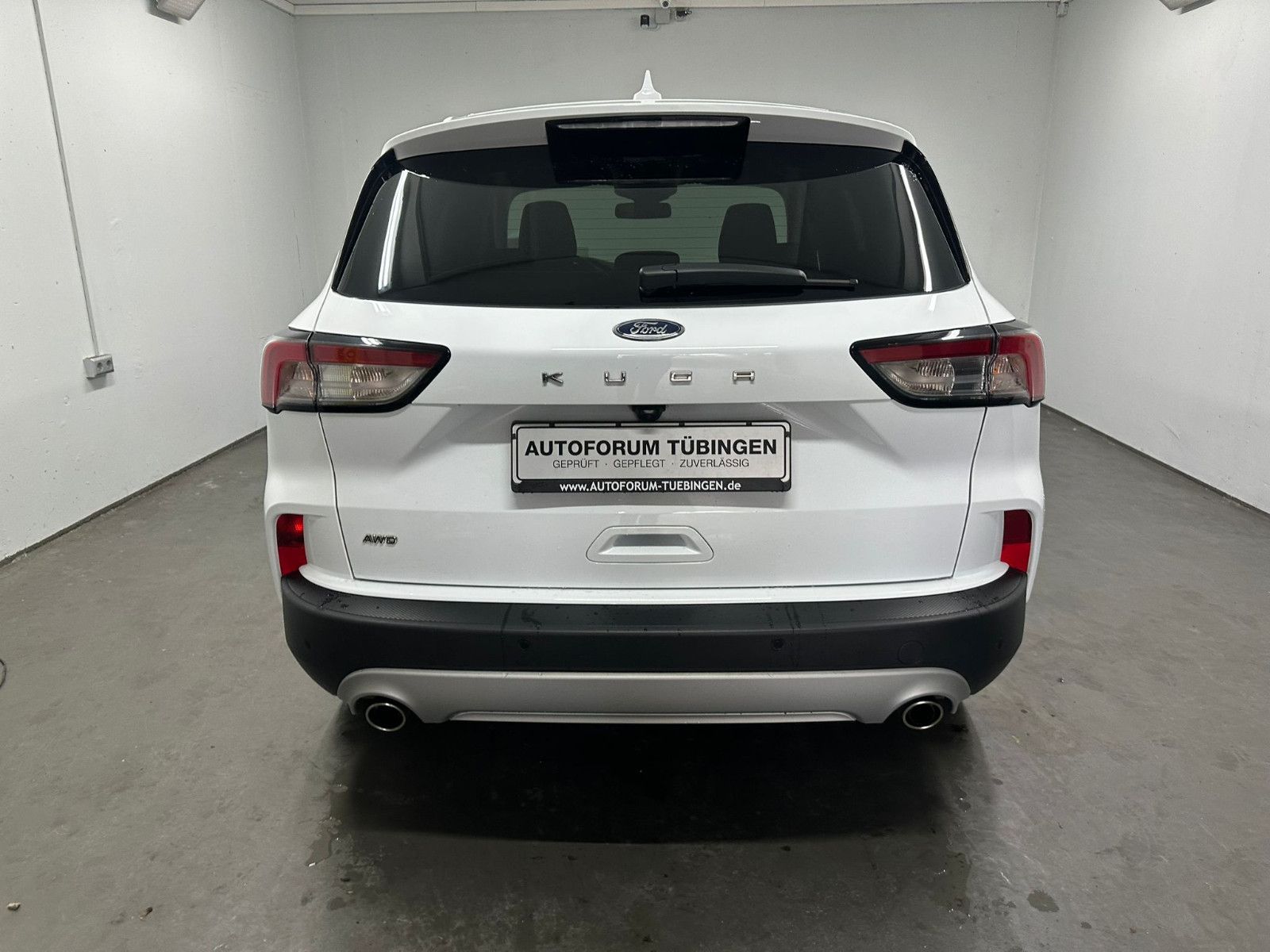 Fahrzeugabbildung Ford Kuga 2.0 4 x 4 EcoBlue Titanium AHK*WINTER-PA