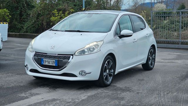 Peugeot 208 1.6 e-HDi 92 CV Stop&Start 5 porte A