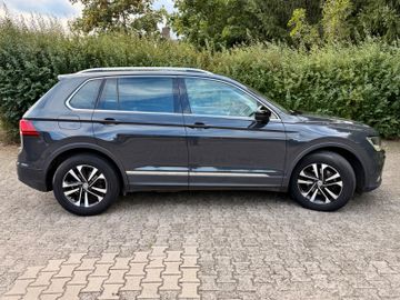 Volkswagen Tiguan - 5