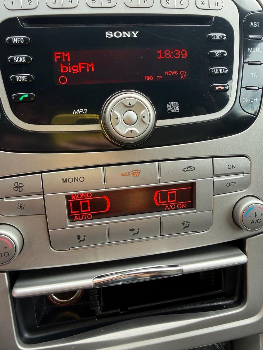 Ford Mondeo 2009 — photo 9