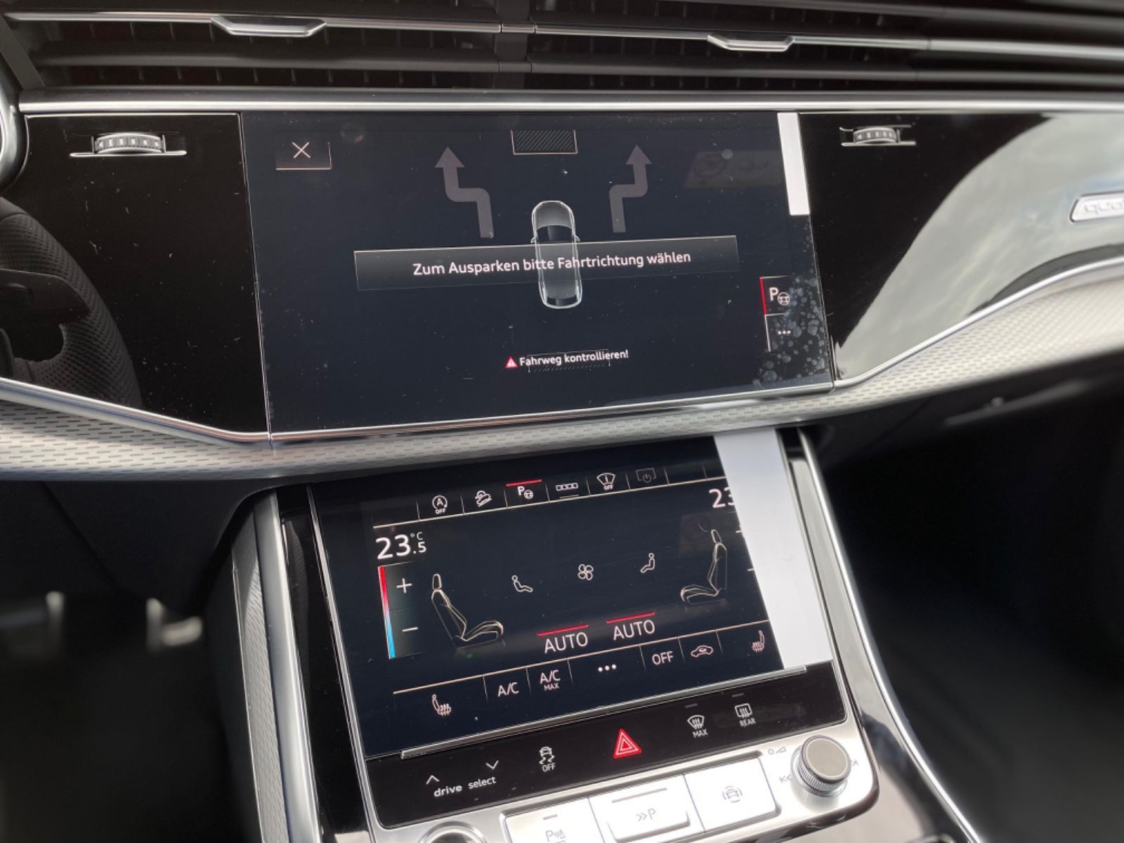 Fahrzeugabbildung Audi Q8 50 TDI Facelift |SLine|HUD|Softclose|23"|360°