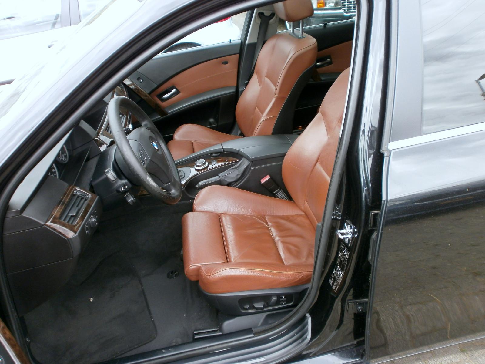 BMW 530 2006 — photo 9