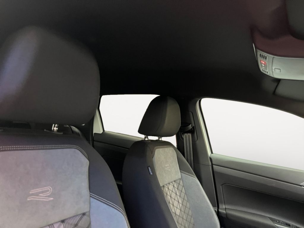 Fahrzeugabbildung Volkswagen Taigo 1.5 TSI R-Line Black Style 5 Jahre NW Gara