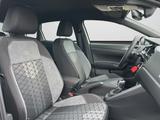 Volkswagen Taigo R-Line 1,0 l TSI 116 PS, DSG7 - silberne Volkswagen Taigo