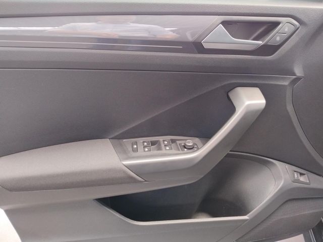 T-Roc IQ.DRIVE 1.5 TSI DSG Klima Navi