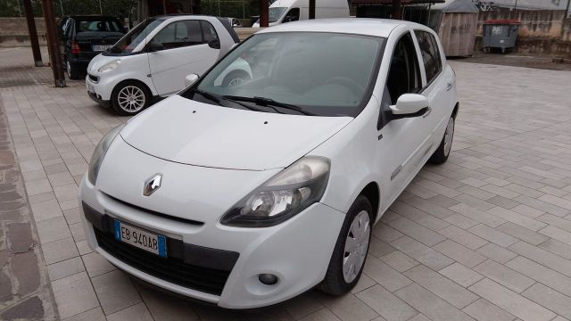 Renault Clio 1.2 16V 5 porte Dynamique