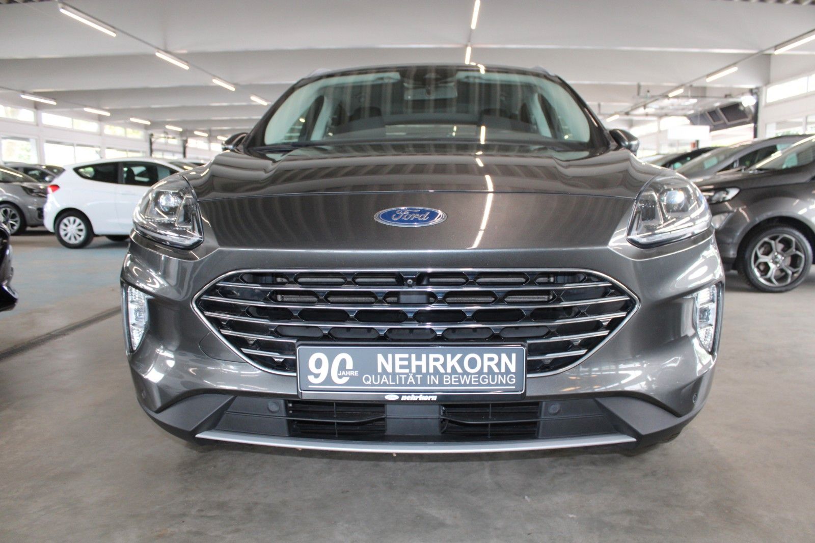 Fahrzeugabbildung Ford Kuga PHEV Titanium X AHK LED HUD 2xCam WinterP.