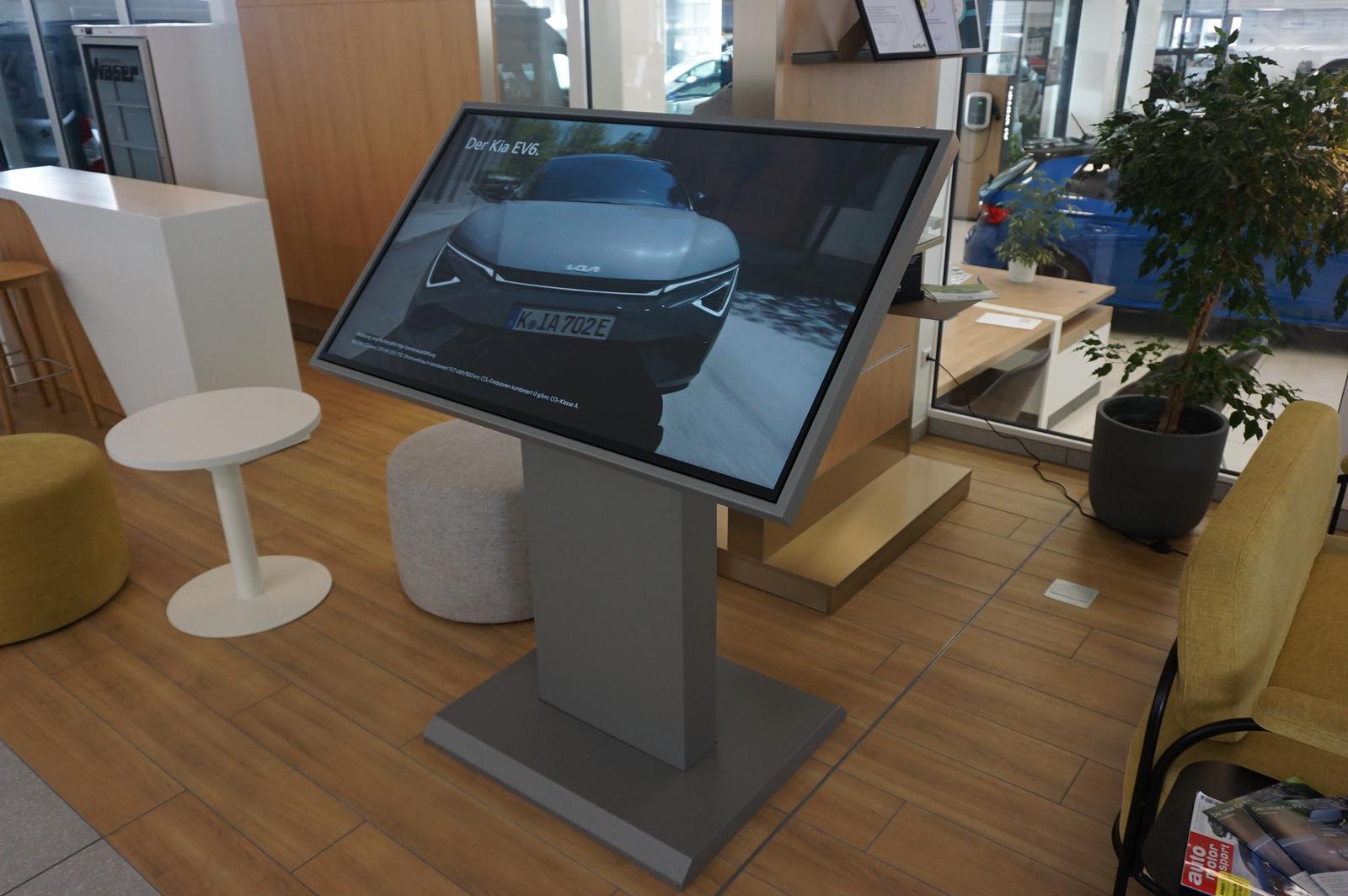 showroom-image-bottom