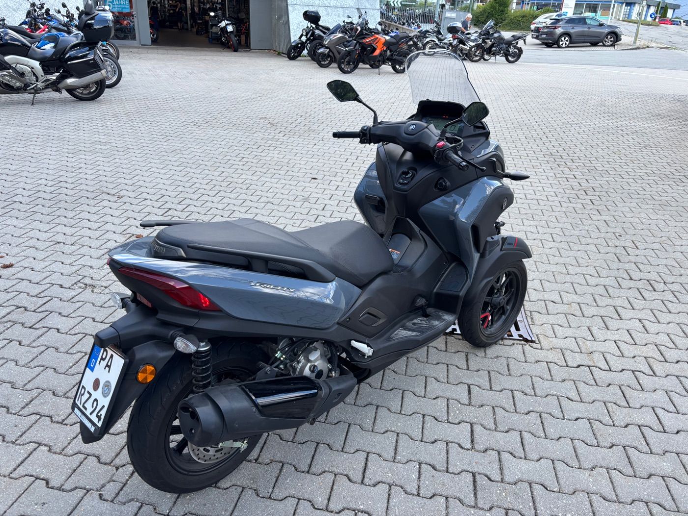 Fahrzeugabbildung Yamaha Tricity 300 Model 2025