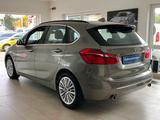 BMW 220 Active Tourer d xDrive Luxury Line Autom. - BMW 220 Active Tourer aus 2015