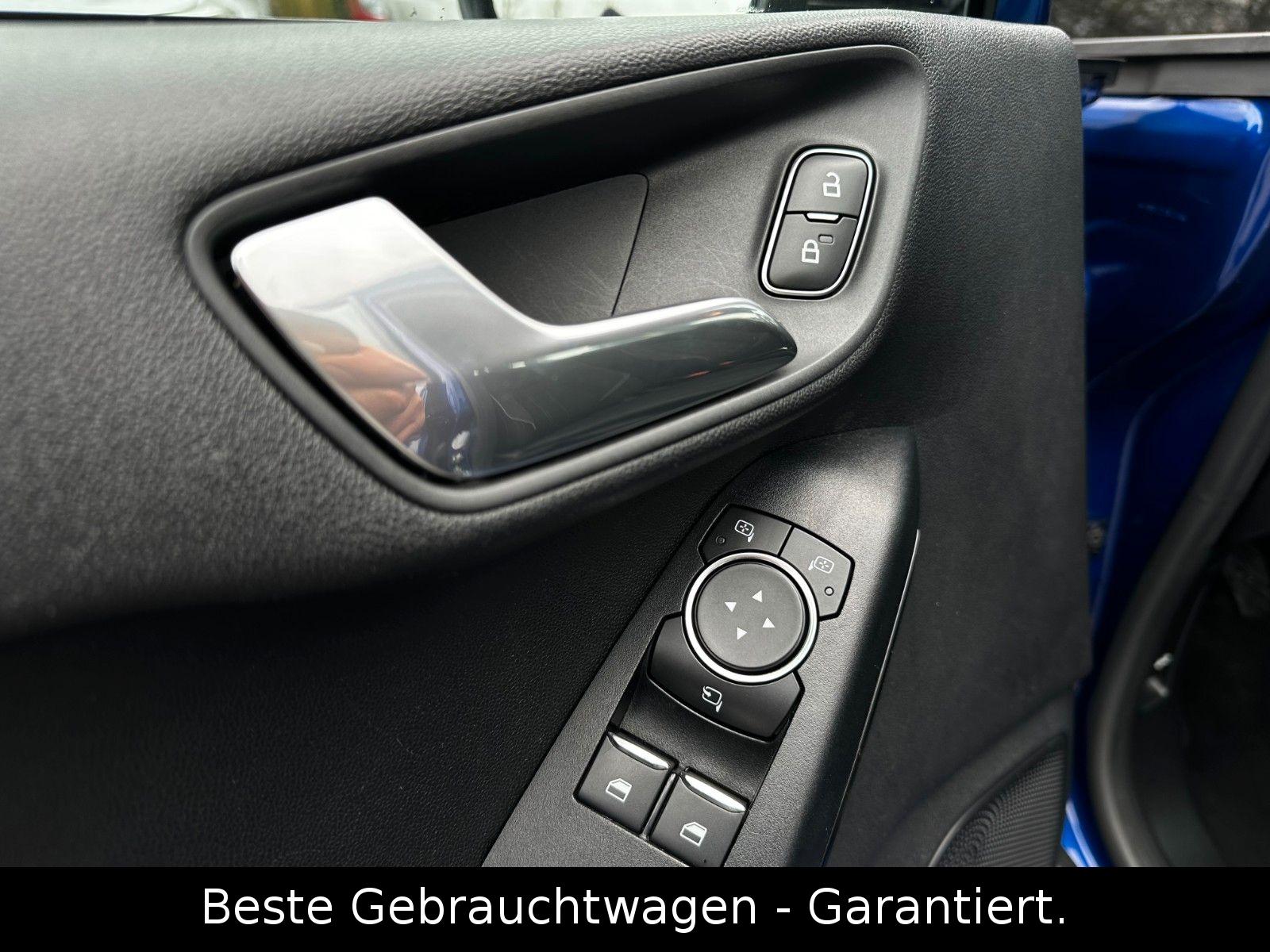 Ford Fiesta 1,0 EcoBoost COOL & CONNECT * NAVI * TOP