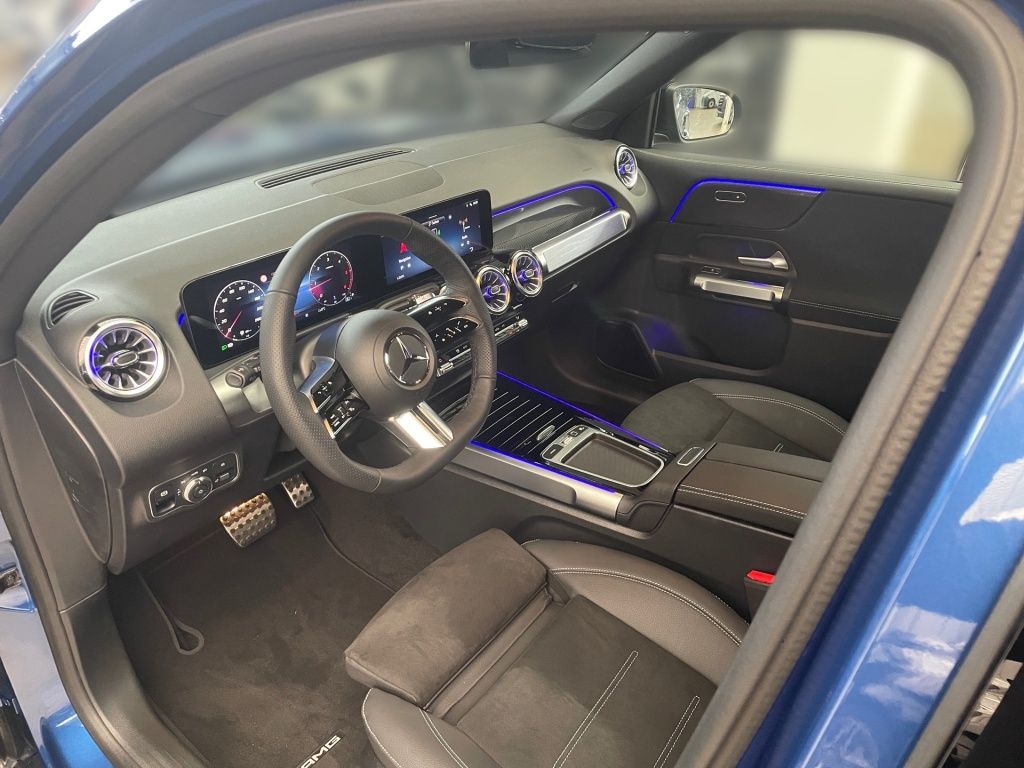 Fahrzeugabbildung Mercedes-Benz GLB 200 d 4MATIC 360 AHK AUT DynLicht Kam. LED