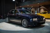 BMW E39  M5 - BMW M5: E39