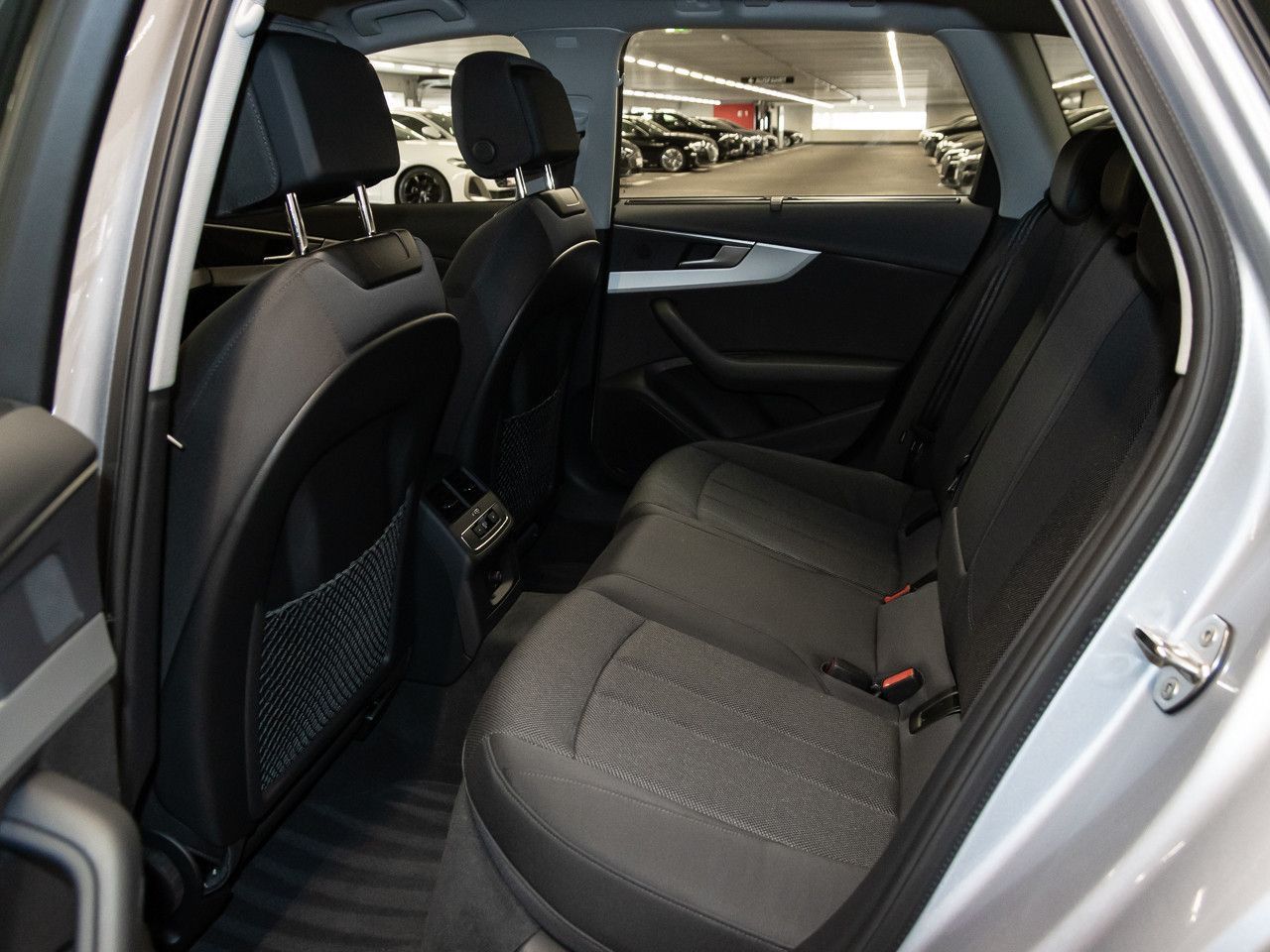Audi A4 - Bild 13