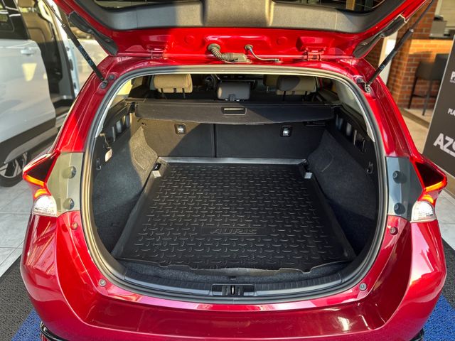 Toyota Auris Touring Sports Hybrid Free Style