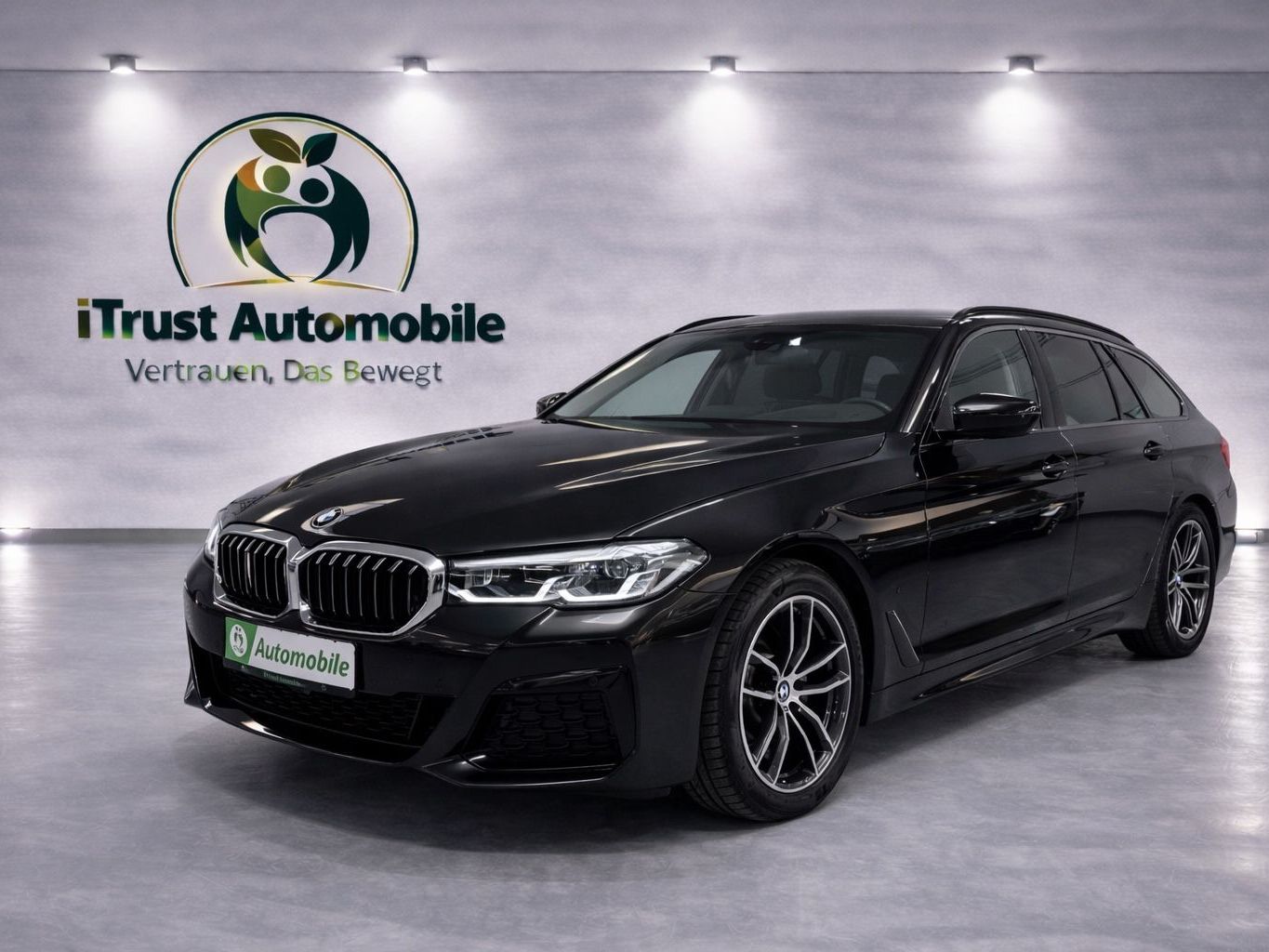 BMW 520d xDrive M Sport Touring HUD PANO LED CAM LIC foto 3