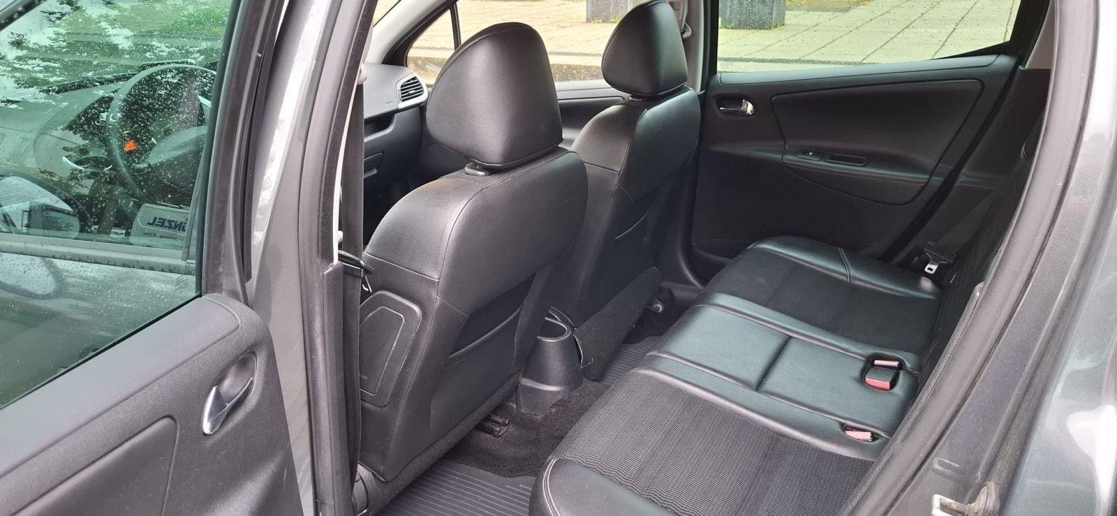 Peugeot 207 2009 — photo 14