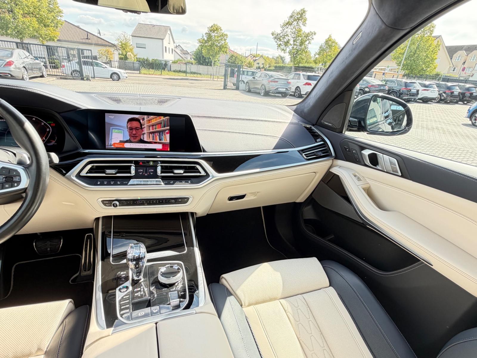 BMW X7*M50xd*M-SPORTPAKET*3xTV*6xSITZER*ACC*HUD*360