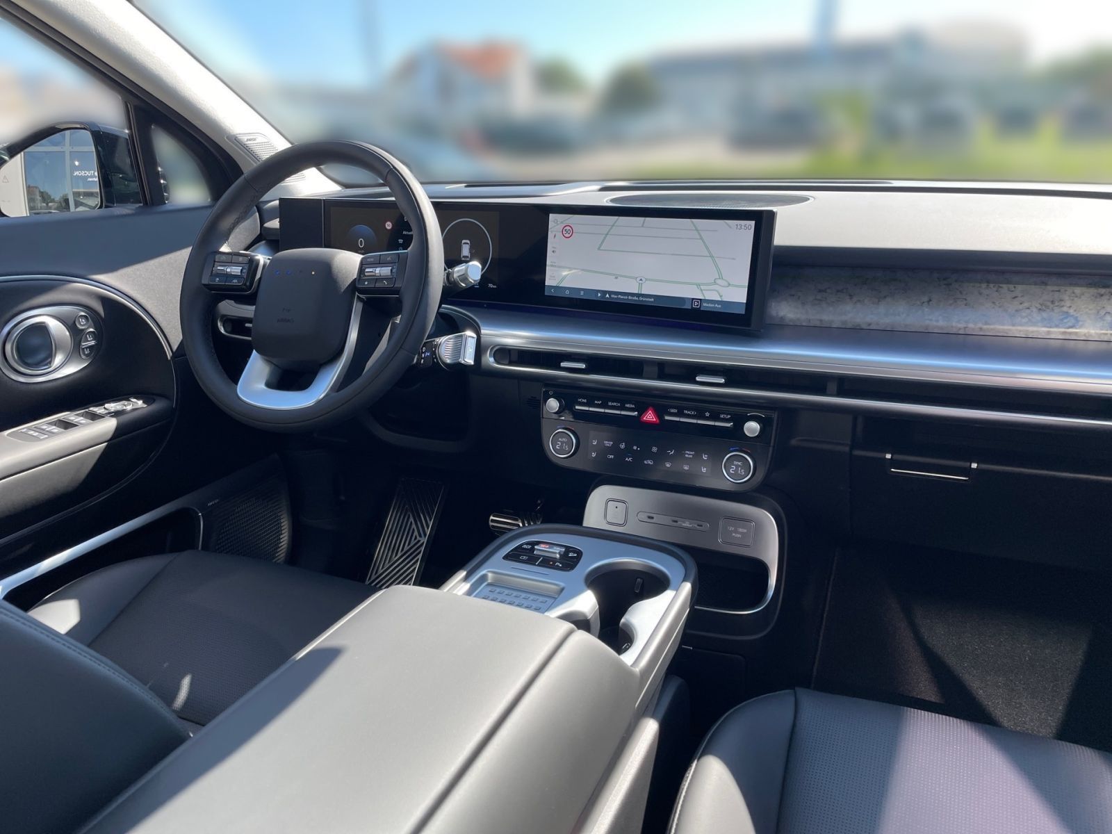 Fahrzeugabbildung Hyundai IONIQ 9 UNIQ 110 kWh 4WD 6-Sitzer Panno Relax