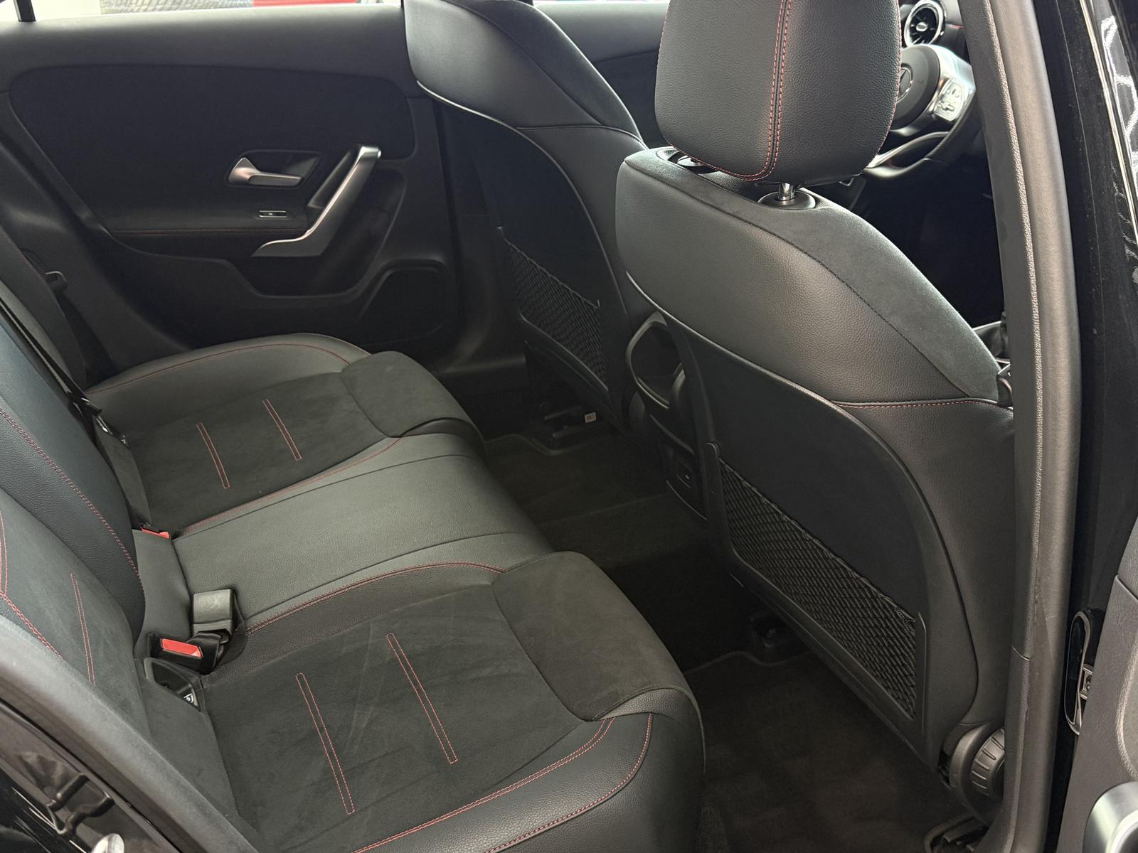 Mercedes-Benz A-Class AMG Line, Leder Alcantara, MB Service Neu!, миниатюра 12