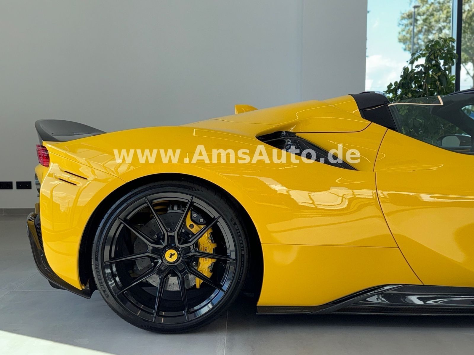 SF90 Spider Novitec Carbon Lift