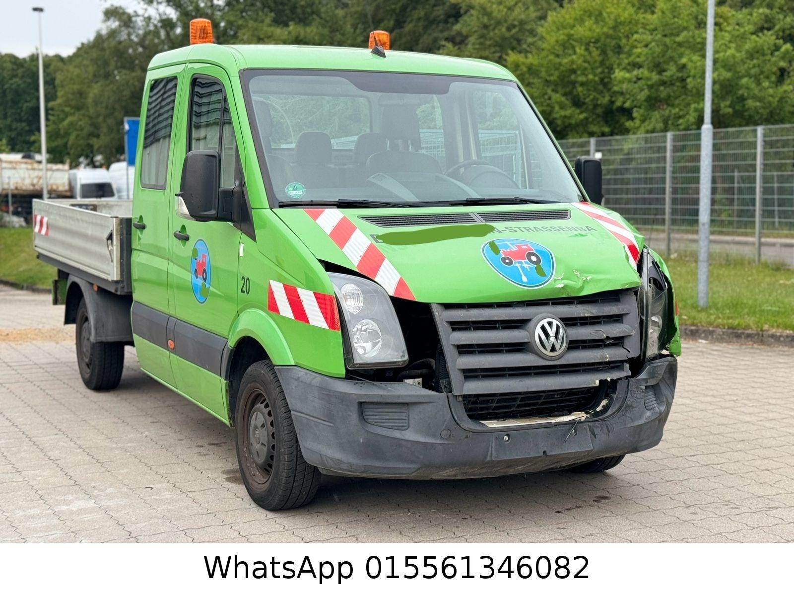 Volkswagen Crafter-2.5TDI-Doppelkabine-Pritsche-Unfall-Vorn