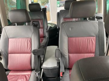 Bild 18 VW T5 Transporter T5 Multivan SportEDI*AHK*6SITZER*NAV*LEDER*KLIMA