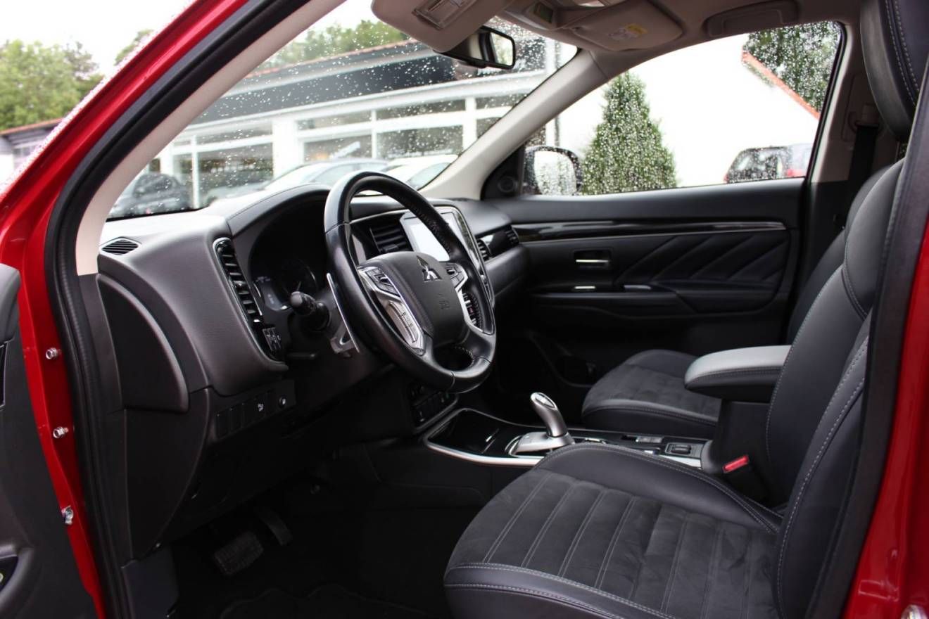 Mitsubishi OUTLANDER PLUG-IN 2.4 BASIS SPIRIT-PAKET A/T imagem 2