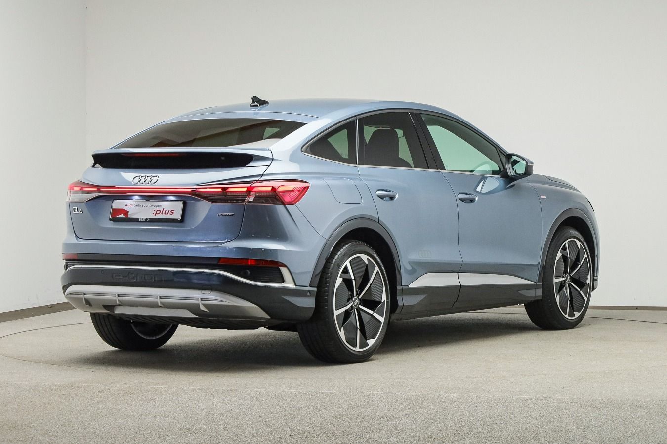 Audi Q4 Sportback 50 e-tron S line edition one, Assis imagem 2