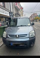 Peugeot Partner im guten Zustand - gebrauchte Peugeot Partner aus dem Jahr 2005