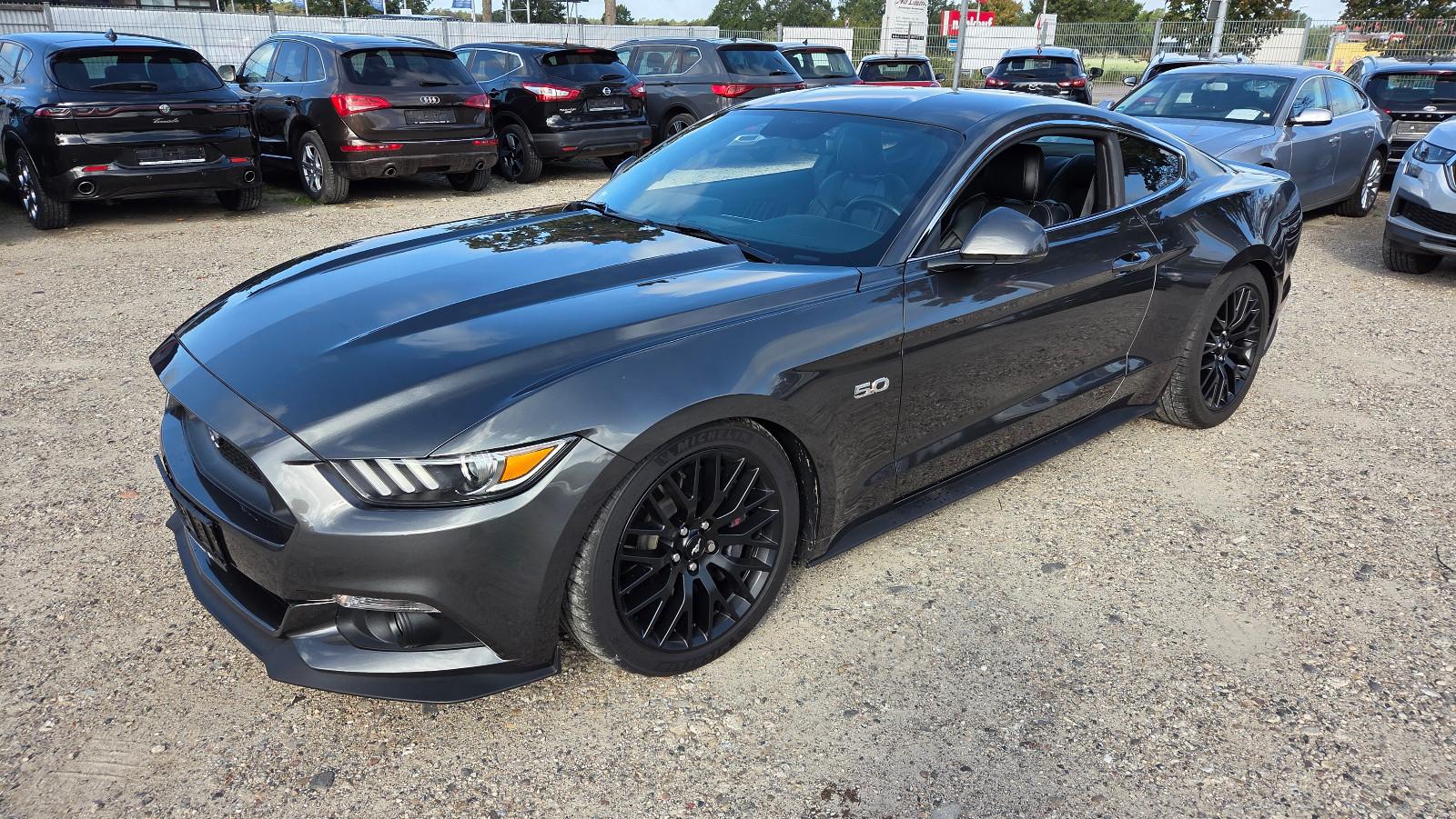 Ford Mustang GT Fastback 5.0 V8 421 ch BVA / 40 400 km / Premium Pack / Cuir ventilé / Caméra de recul