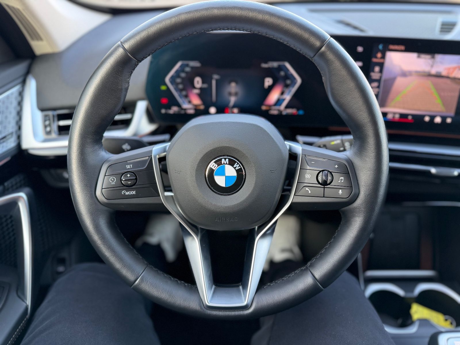 BMW X1 18d LED SPORT VOLLLEDER NAVI HARMAN foto 25