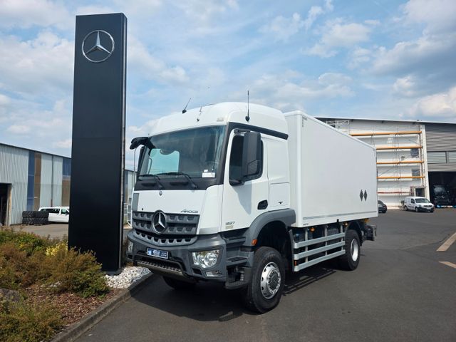 Mercedes-Benz Arocs 1827 A 4x4 LBW Tür+Treppe Schalter 2 Stück