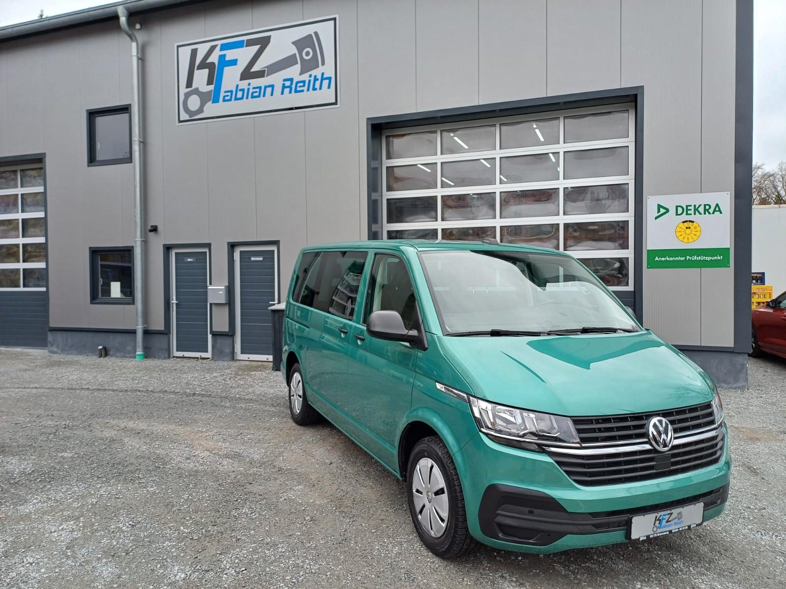 Volkswagen T6.1 Multivan Trendline PDC Navi AHK