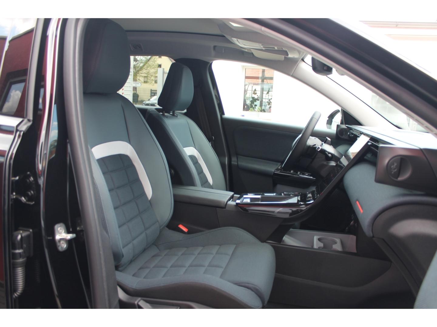 Citroën C5 Aircross 145 MHEV Plus AHK Pano Kälte eHk