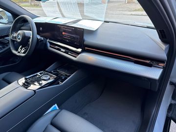 BMW 520d xDrive M Sportpaket Head-Up HK HiFi DAB