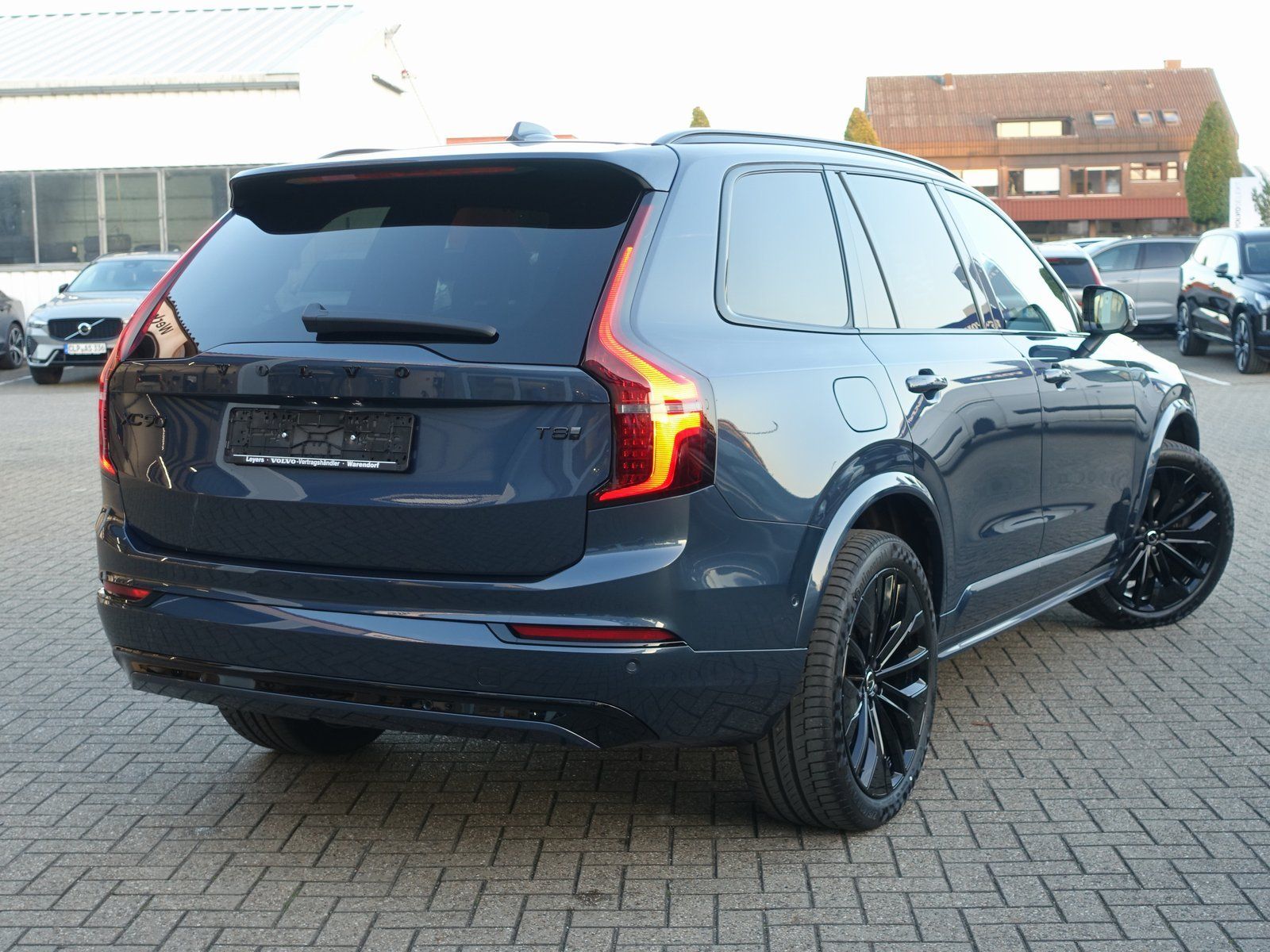 Volvo XC90 Black Edition Ultra T8 AWD/Massage/Four-C imagem 2