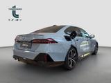 BMW i5 M60 xDrive Panorama Klimaaut. AHK Memory vorn - BMW: V6