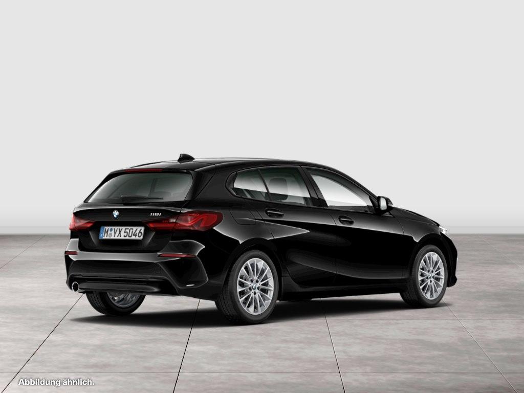 BMW 118i NAVI LED PDC V+H DAB Tempomat Sitzheiz. LM