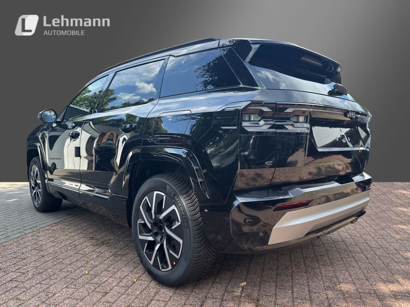 Fahrzeugabbildung Jeep Compass NEW MY26-Summit Plug-In-Hybrid -Voll-Pan