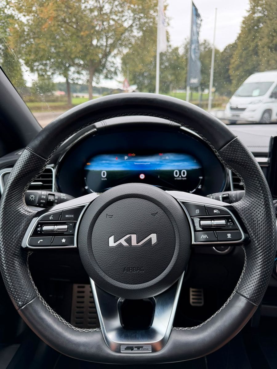 Fahrzeugabbildung Kia XCeed GT Line Pano Leder Navi digi. uvm.