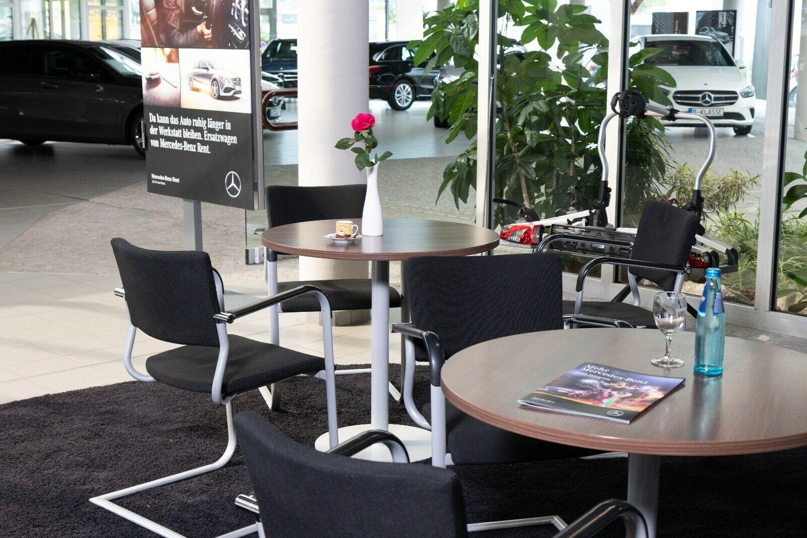 showroom-image-bottom