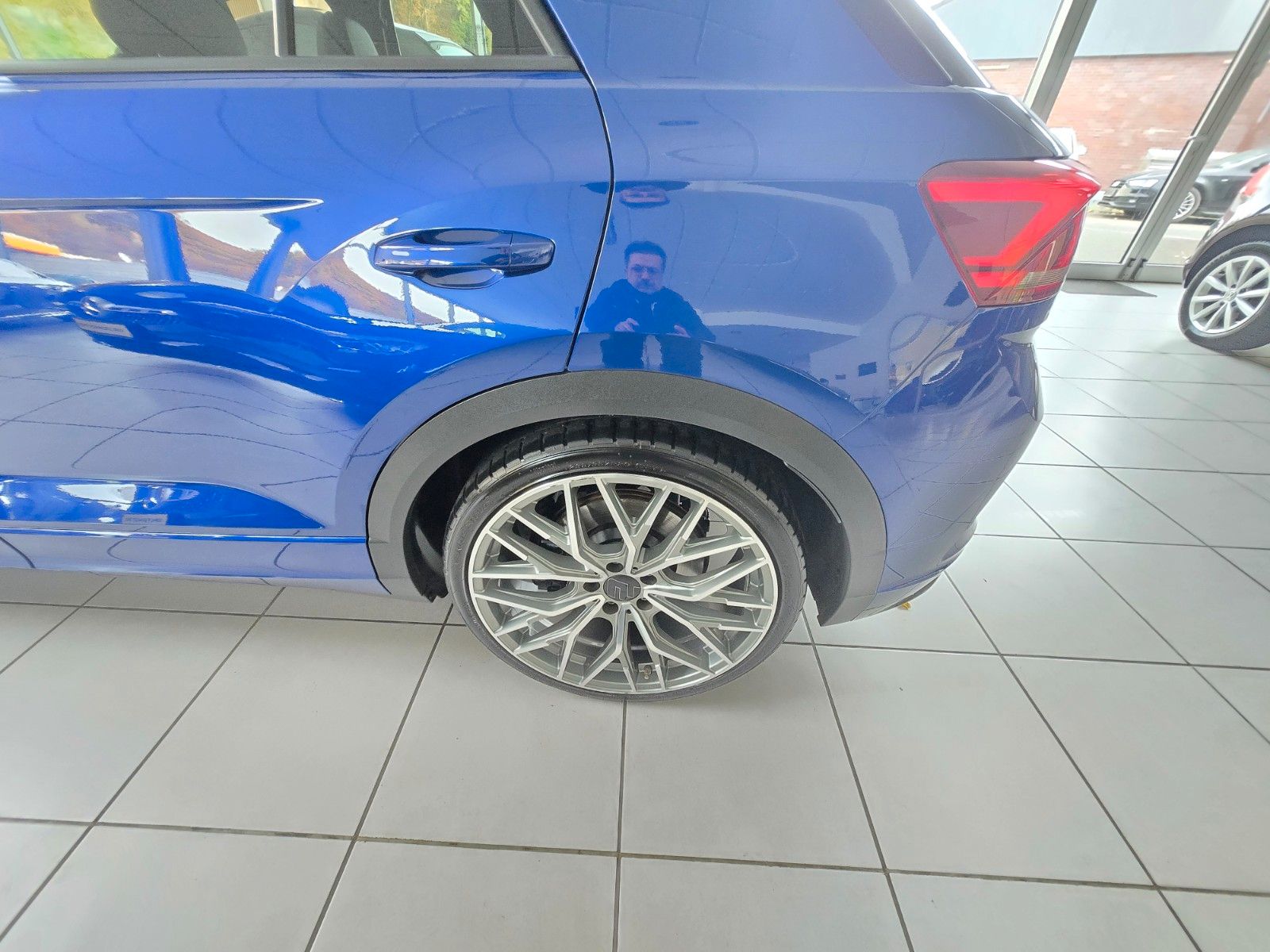 Fahrzeugabbildung Volkswagen T-Roc R 4Motion