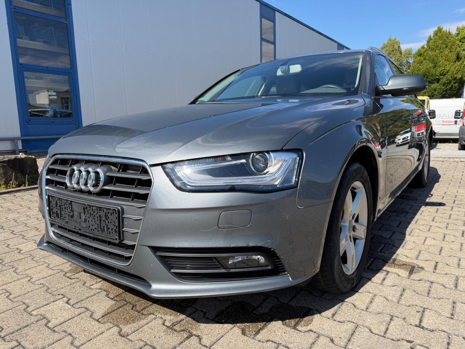 Audi A4 2013 — rear view